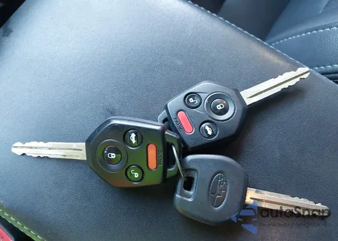 2015 Subaru Legacy 2.5I Limited z USA, uszkodzony, nr VIN 4S3BNAJ63F3032354